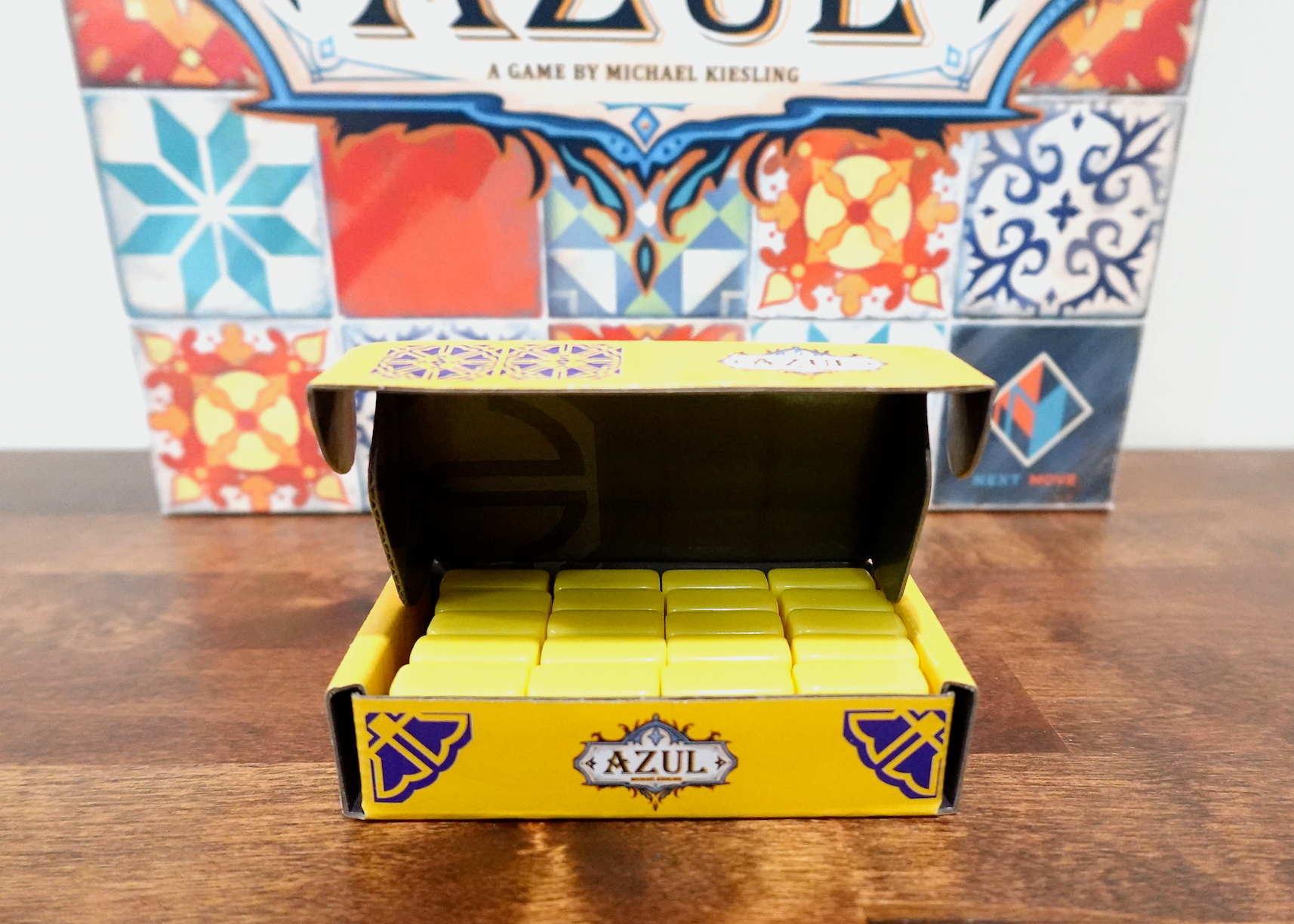 Azul_Tile_Set_Yellow_4